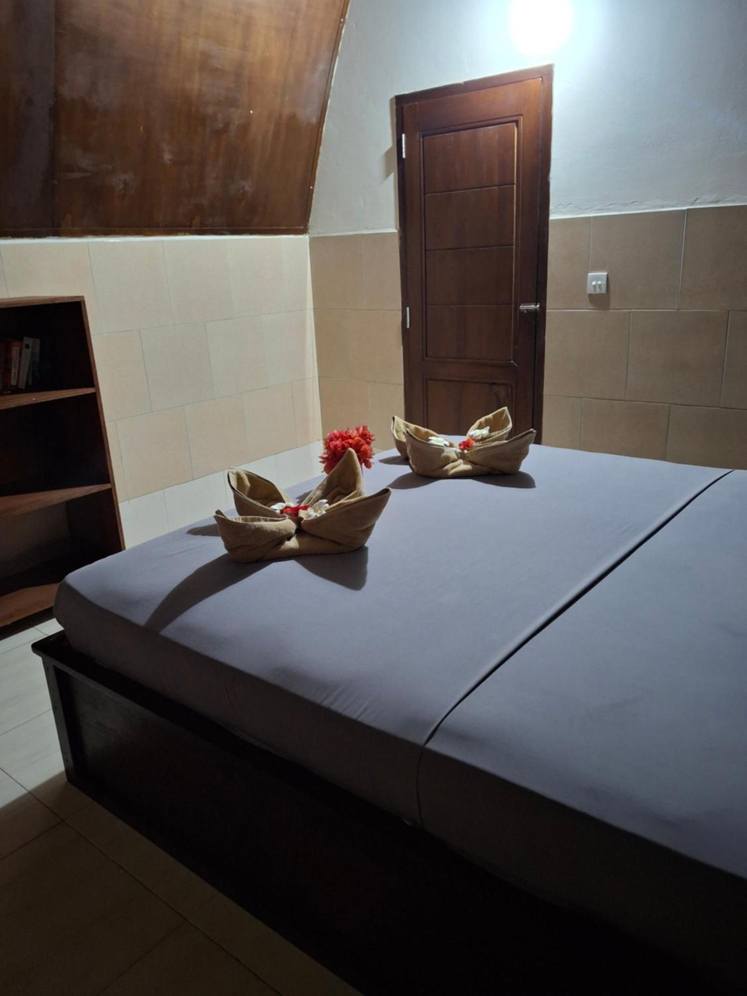 Cnunk Bungalow Gili Meno Luaran gambar