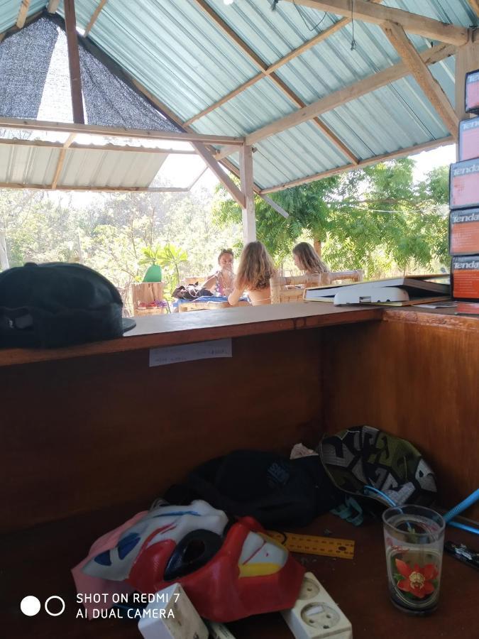 Cnunk Bungalow Gili Meno Luaran gambar